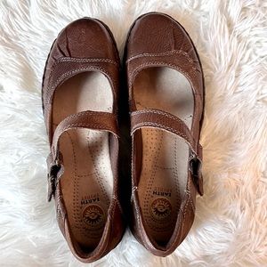 earth shoes mary jane sale